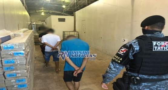 Um jovem e dois menores são detidos com pistola ao lado do Shopping
