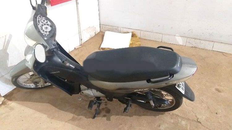 Adolescente de 14 anos é detido após  roubar motocicleta na zona sul da capital 