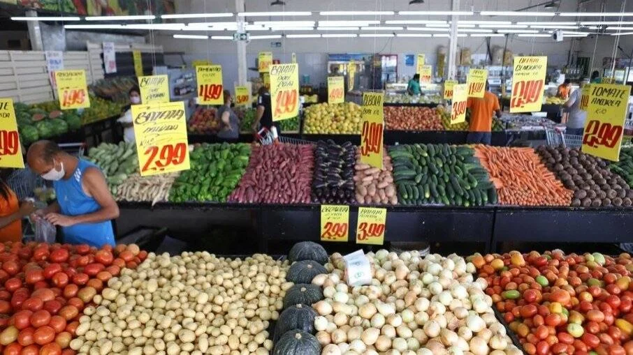 Preço dos alimentos tem queda de quase 10% no terceiro trimestre, segundo dados 
