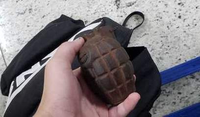 
Aluno de 13 anos é expulso de escola de Belo Horizonte ao levar granada para a sala de aula