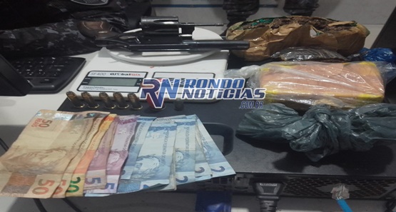 Polícia prende comerciante com arma, balança de precisão e pedras de crack