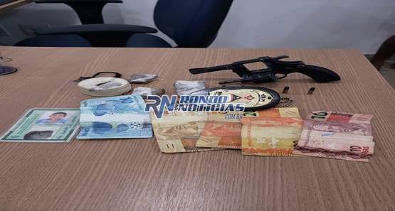 Polícia prende traficante com droga e arma de fogo no bairro Nacional