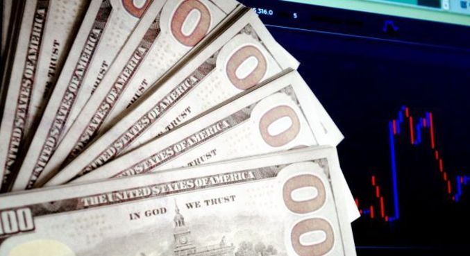 
Dólar desaba a R$ 5,17, e Bolsa salta 5% com otimismo após resultado do primeiro turno
