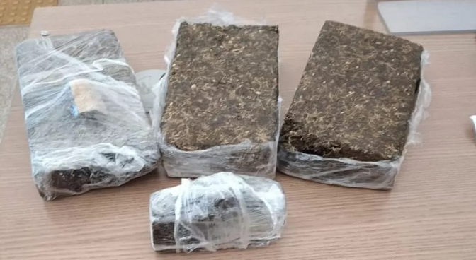 Traficante é preso com dois quilos de maconha após perseguição