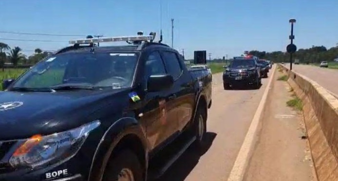 Operação conjunta da PRF e PM libera rodovias de RO em mais cinco pontos