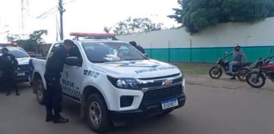 Dupla é perseguida por policial a paisana após roubo no centro da capital