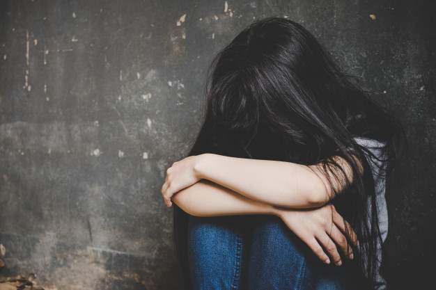 Homem arrasta e estupra menina de 14 anos no Campo do 13 