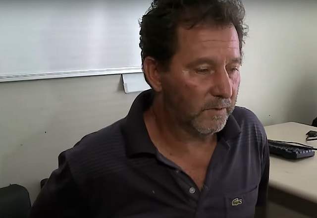 Homem é preso após tentar obrigar esposa a ter relações com seu amigo