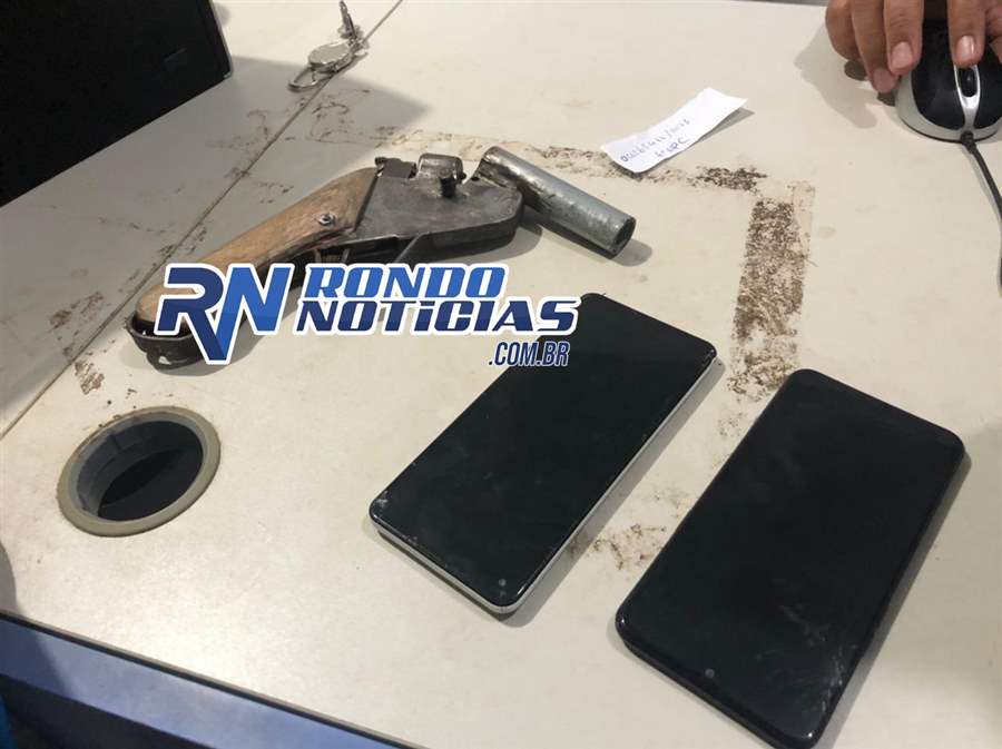Adolescente é detido após fazer arrastão com arma de fabricação caseira 