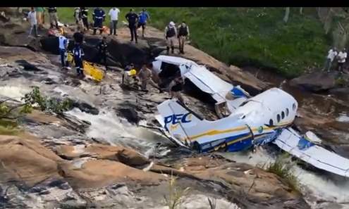 Força Aérea Brasileira  vai investigar queda de avião que matou cantora Marília Mendonça