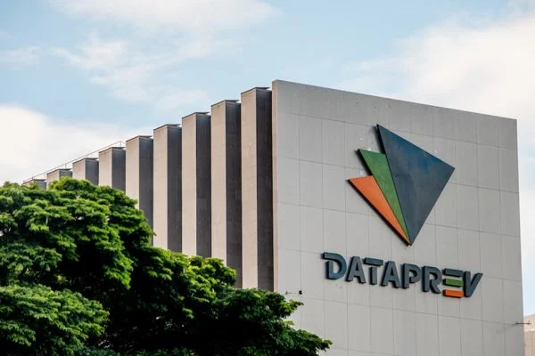 Quase 2 milhões de brasileiros podem ser incluídos no PIS/Pasep, afirma DataPrev em nota 