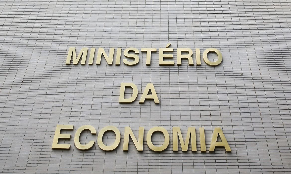 Concursos poderão ser prorrogados sem aval do Ministério da Economia

