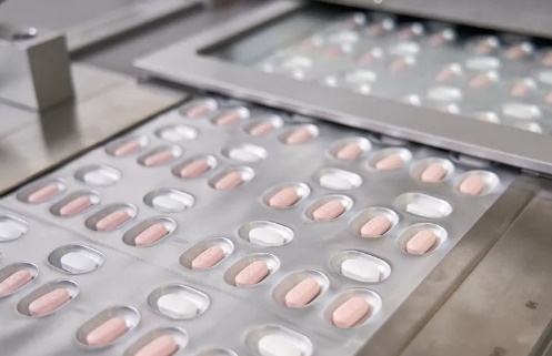 Anvisa aprova uso emergencial do Paxlovid, antiviral da Pfizer contra a Covid
