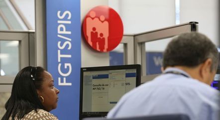 
Mais de 1 milhão de brasileiros vão receber hoje dinheiro extra do abono salarial do PIS/Pasep
