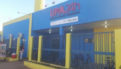 Homem é esfaqueado por vizinha após discussão por furto de celular