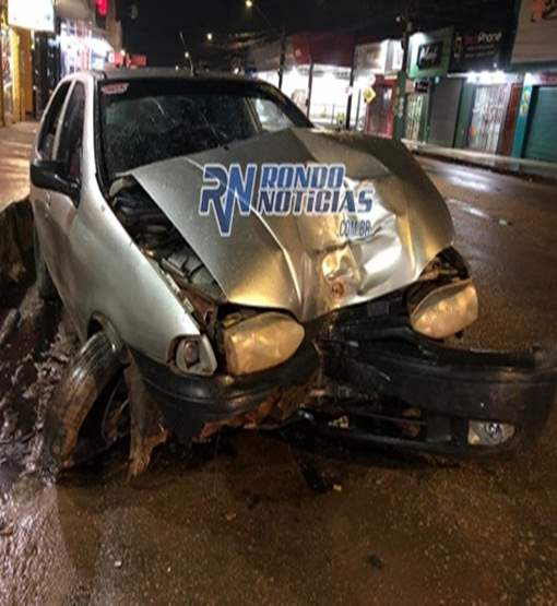 Motorista perde controle e invade loja na zona sul de Porto Velho e foge
