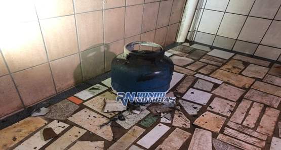 Princípio de incêndio em cozinha de empresa mobiliza Corpo de Bombeiros