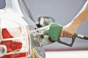 Preço do óleo diesel dobra em um ano e meio e Petrobras não vê tendência de queda