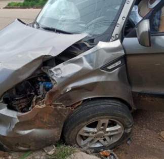 Motorista avança preferencial e colide em viatura da Polícia Militar