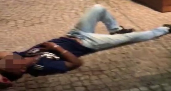 Homem é encontrado agonizando após ser espancado pelo namorado 