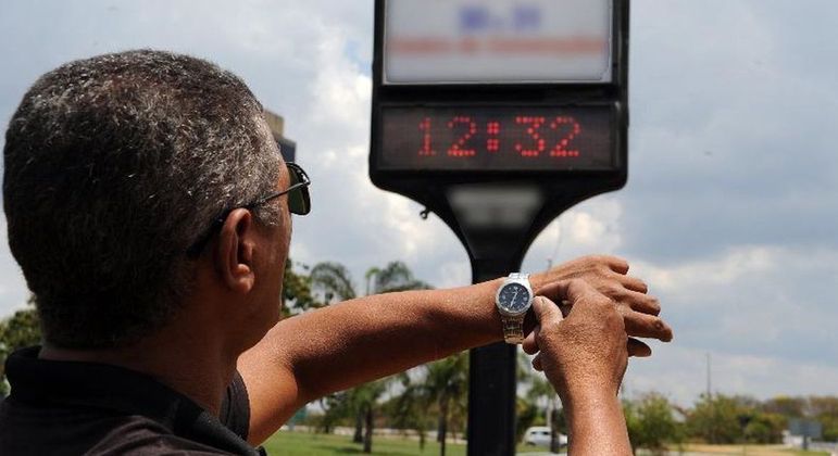 
Governo federal avalia volta do horário de verão, que foi extinto em 2019