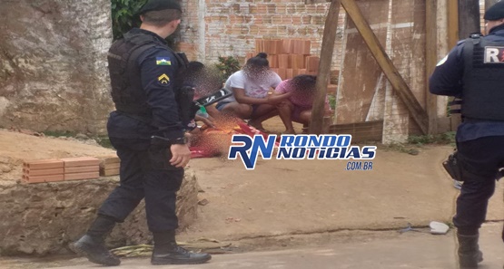 Dupla em motocicleta passa atirando e mata jovem na zona leste da capital