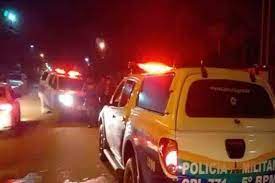 Bandidos armados invadem residência, rendem família e levam objetos  