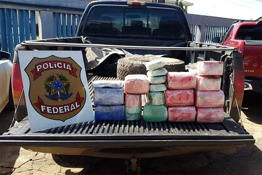 PF prende dois homens com 51kg de cocaína em Porto Velho