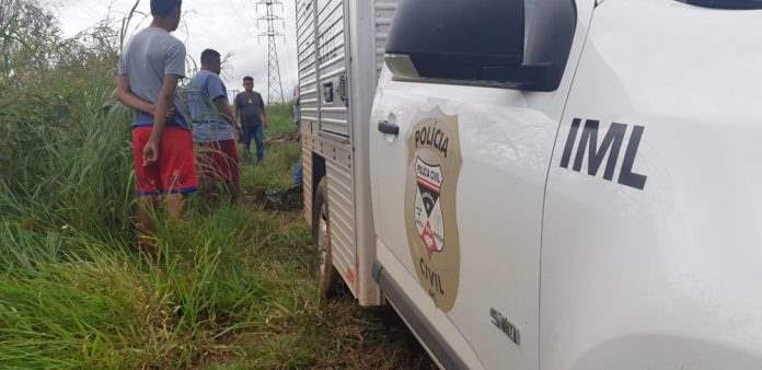 Idoso morre com tiro de espingarda na perna; bala atingiu veia femoral
