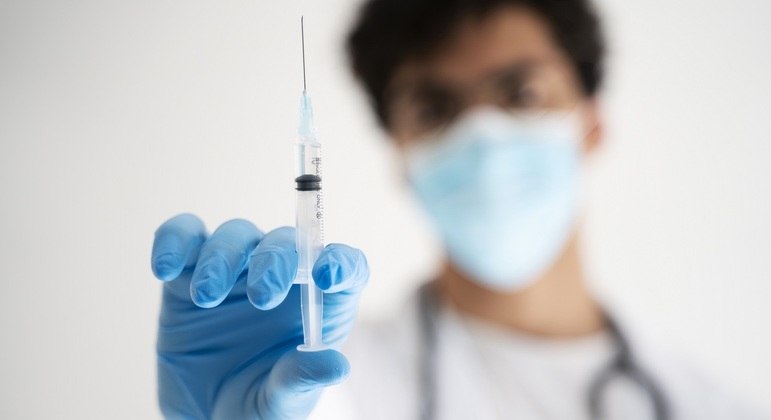 Anticoncepcional masculino é promissor, mas estudos precisam provar que reversão é possível
