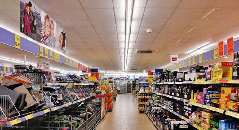 Com a inflação, embalagens dos produtos encolhem nos supermercados
