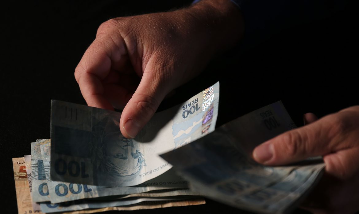 Receita paga nesta quarta restituições do quarto lote do Imposto de Renda

