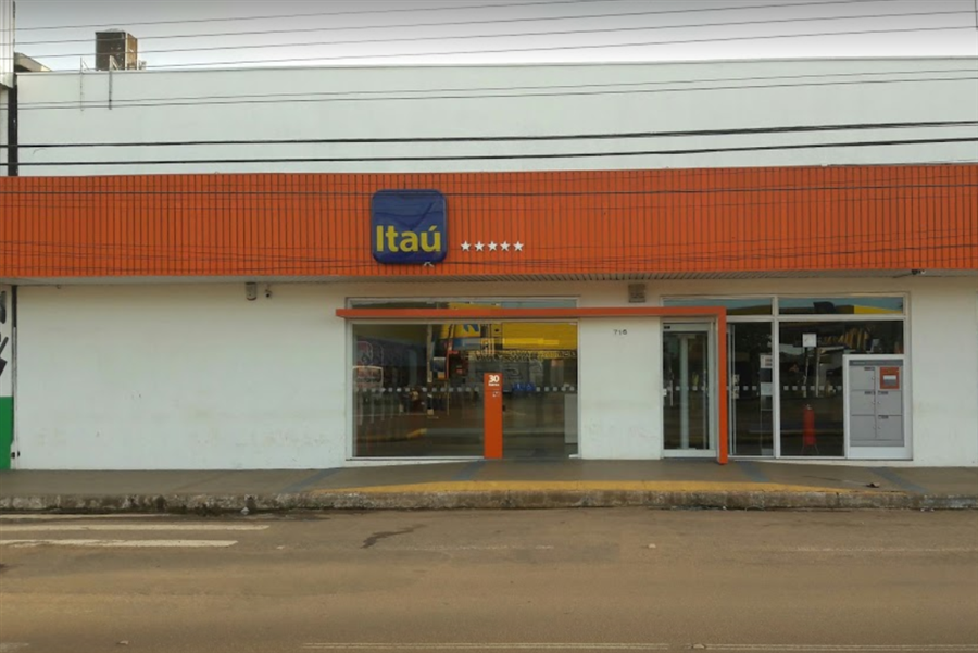 Polícia usa gás de pimenta para conter ex que tentou matar mulher 