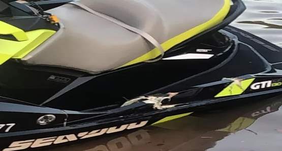 Jovem atropelada por moto aquática perde movimentos das pernas e braços
