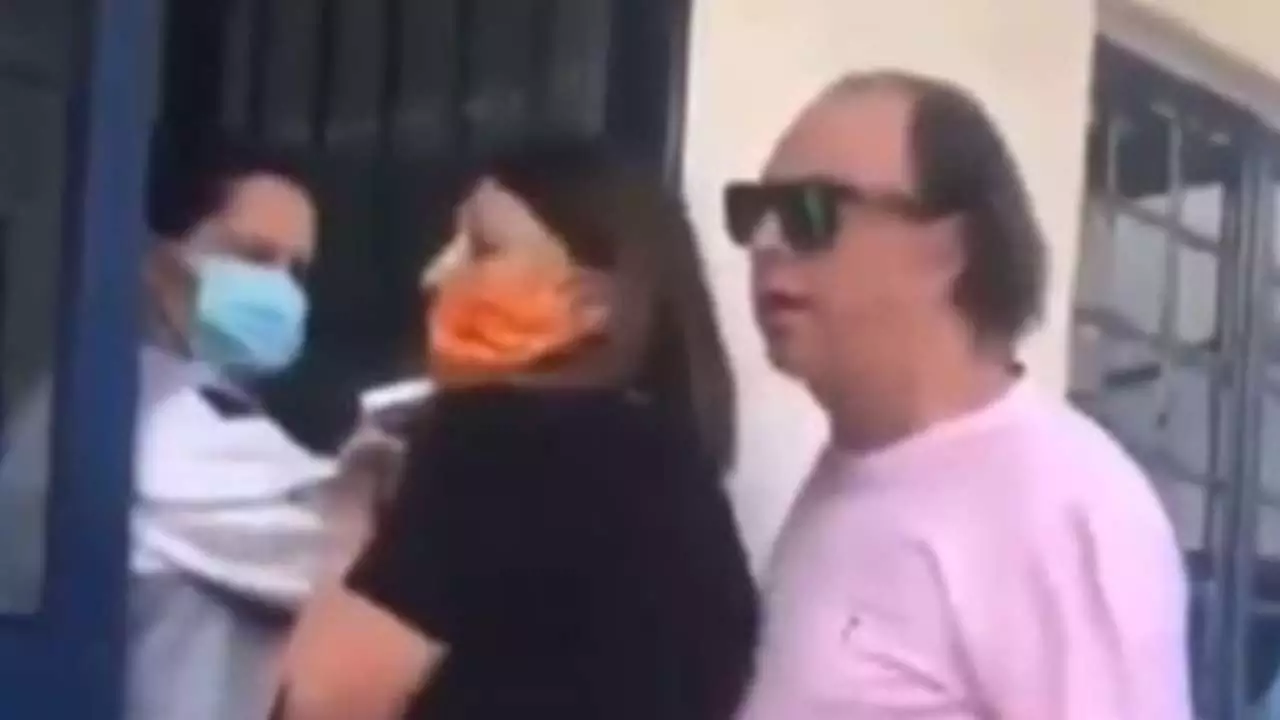 Suposto juiz dá carteirada e impõe que sua mulher seja vacinada
