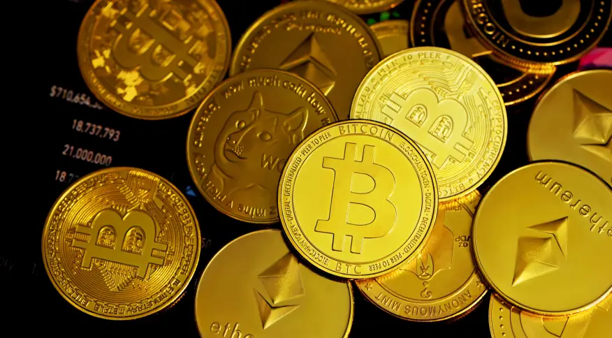 Reguladores rondam FTX após colapso e rivais tentam acalmar investidores de criptomoedas
