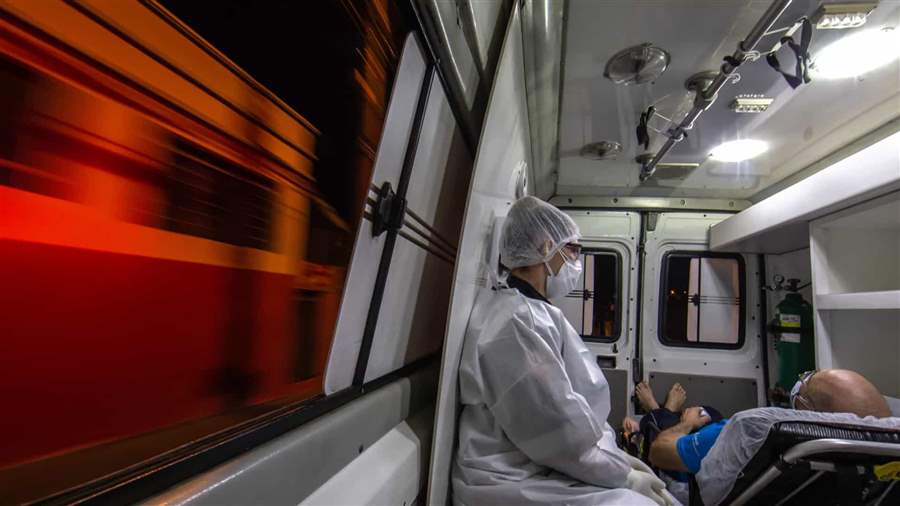 UTIs de 18 capitais brasileiras atingem 90% de lotação

