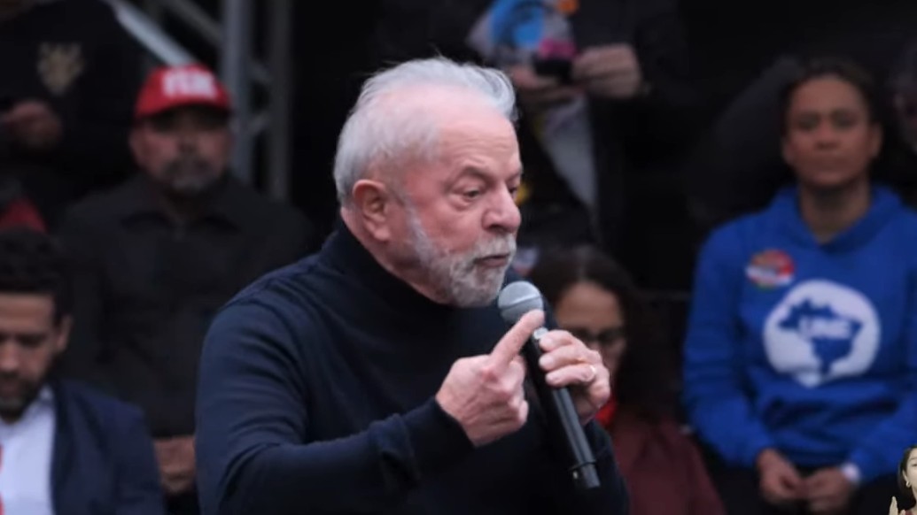 Lula pode ser impedido de usar na campanha imagens de super live com artistas
