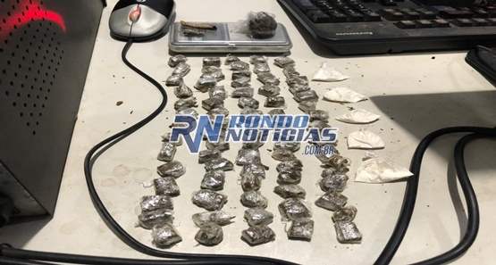 Polícia estoura boca de fumo e prende 04 com mais de 60 porções de cocaína

