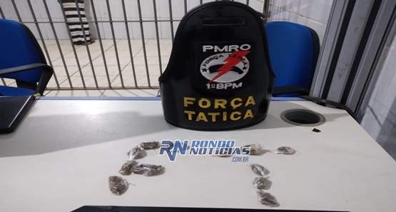 Força Tática prende mulher vendendo maconha na capital
