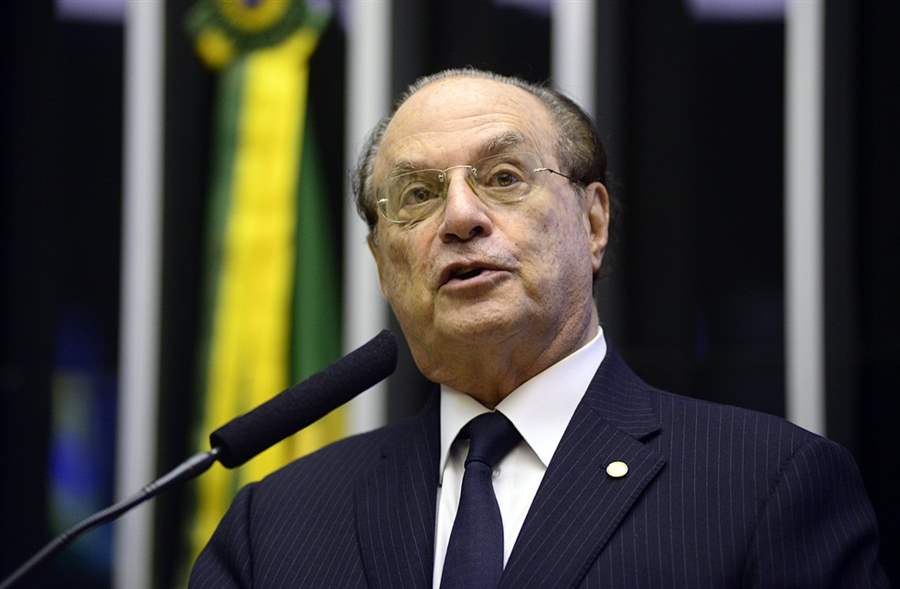 Ex-deputado federal Paulo Maluf é internado no Albert Einstein com pneumonia