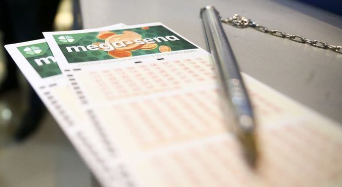 
Mega-Sena sorteia neste sábado  R$ 300 milhões, o maior prêmio da história
