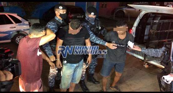 Três elementos são presos furtando peças de veículos no pátio da Polícia Civil 