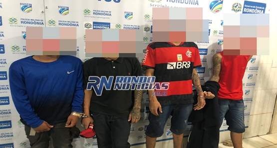 PM detém quatro suspeitos com submetralhadora em carro de aplicativo
