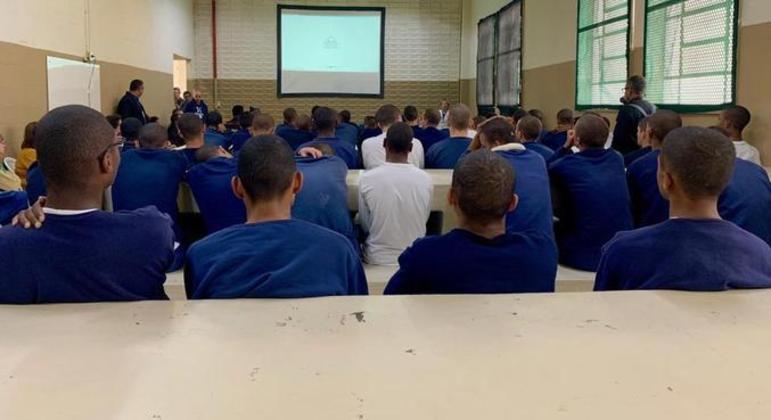  7 a cada 10 projetos sobre adolescentes querem endurecer punições
