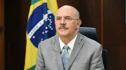 Oposição entrega pedido para abrir CPI do MEC e governo teme palanque eleitoral
