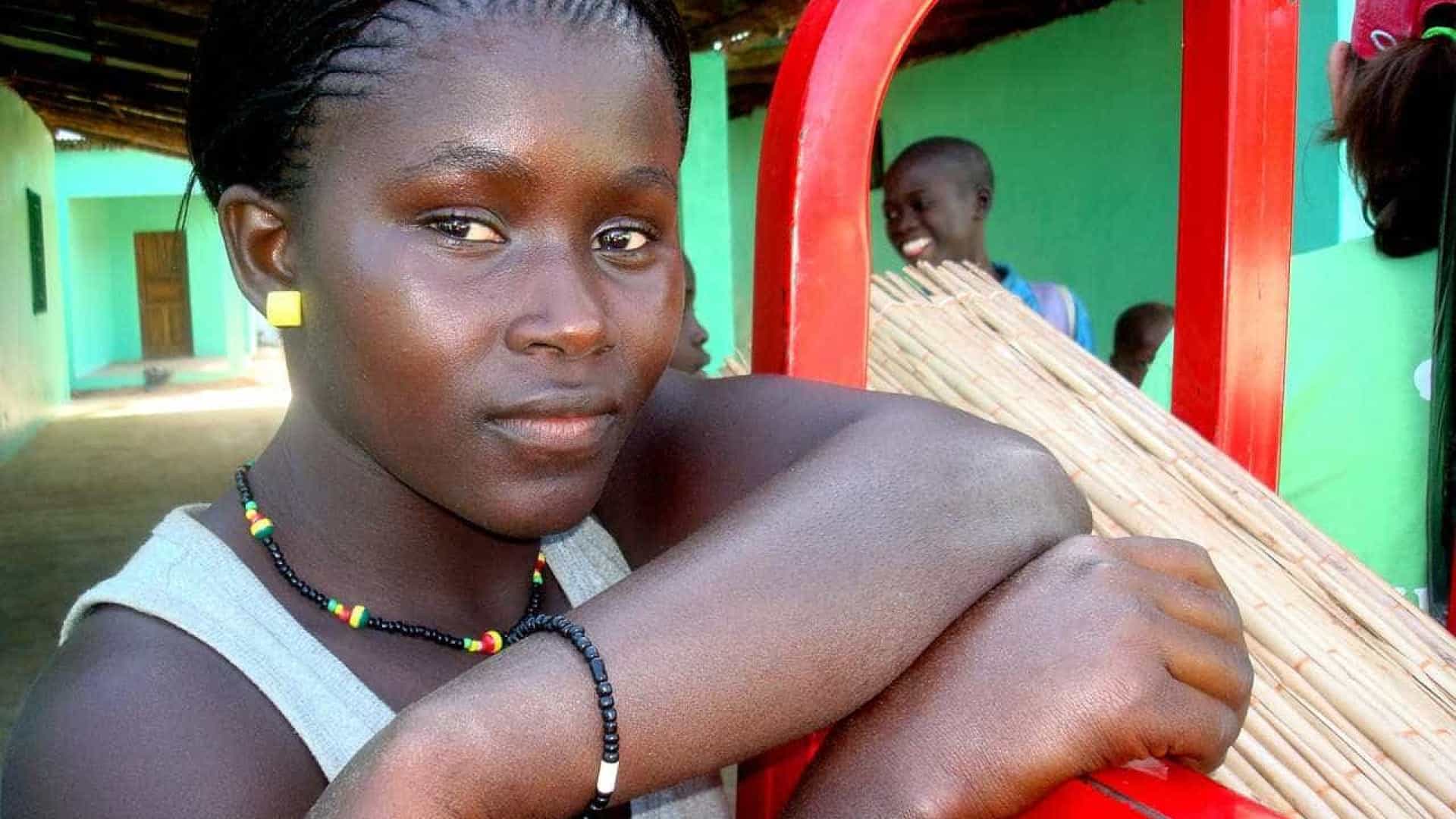 Mulheres negras desistem de ter filhos por medo do racismo e proteção à saúde mental
