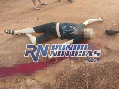 Homem é encontrado todo ensanguentado e morto no meio da rua