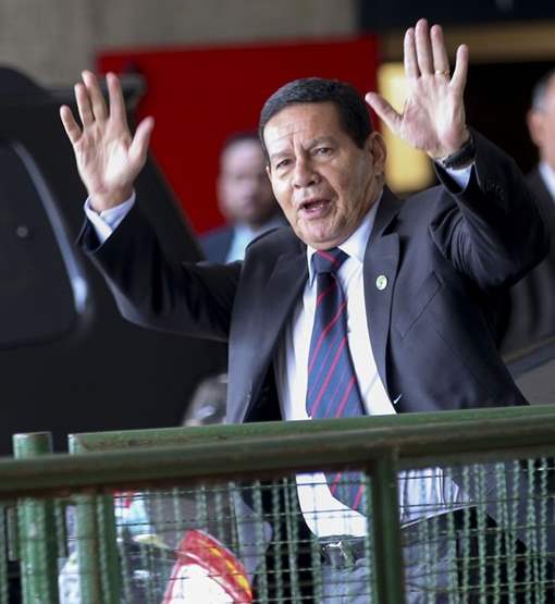 Mourão chega em Porto Velho falando de integração e não mais de militarização na Amazônia