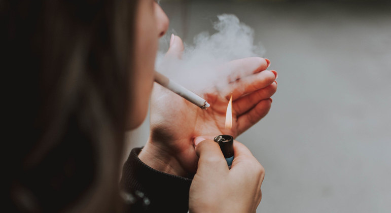 

Maconha é mais prejudicial aos pulmões do que cigarro, conclui estudo